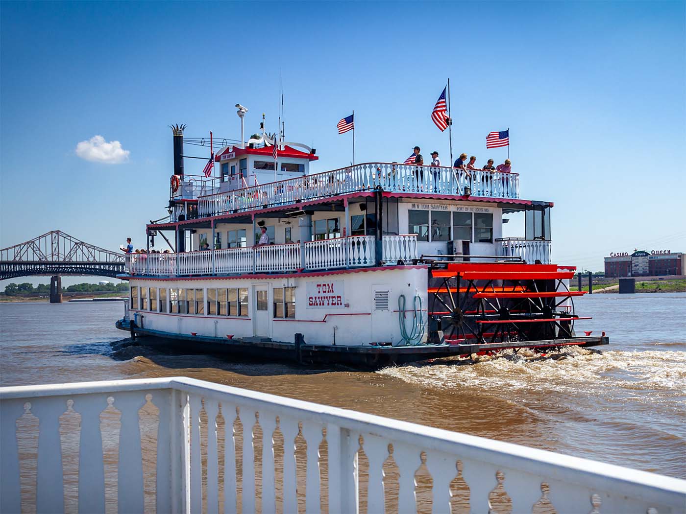 Tom Sawyer Paddleboat St. Louis