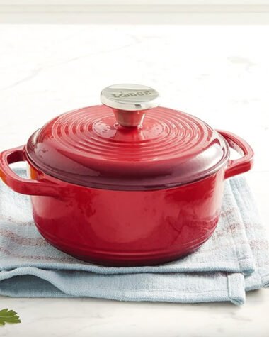 Cast Iron Dutch Oven