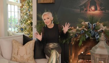 Rebecca Robeson Christmas Home Tour