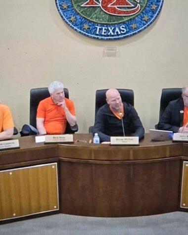 McLendon-Chisholm City Council