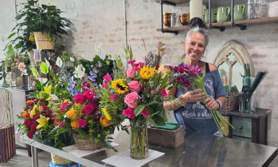 Quinlan Florist Hope Strait